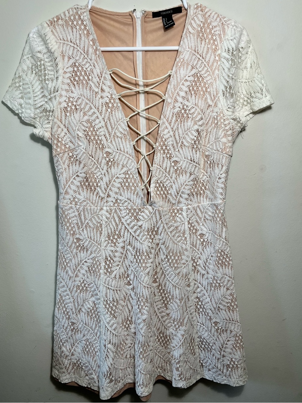 Forever 21 Cream Lace-Up V-Neck Lace Dress